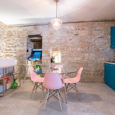 Cornelia Cavern Cosy Studio Apartment In สเปลโล ภายนอก รูปภาพ
