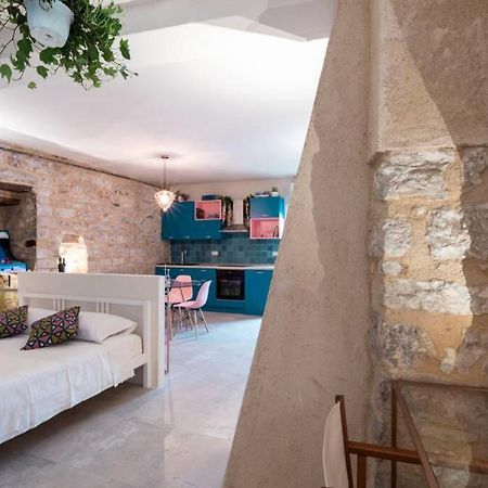 Cornelia Cavern Cosy Studio Apartment In สเปลโล ภายนอก รูปภาพ