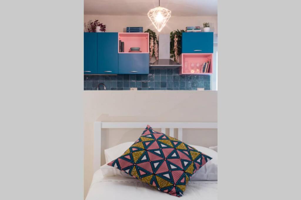 Cornelia Cavern Cosy Studio Apartment In สเปลโล ภายนอก รูปภาพ